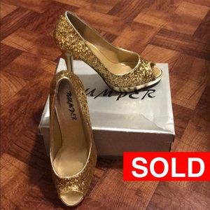 🤩Bumper shoe brand glittery gold🌈